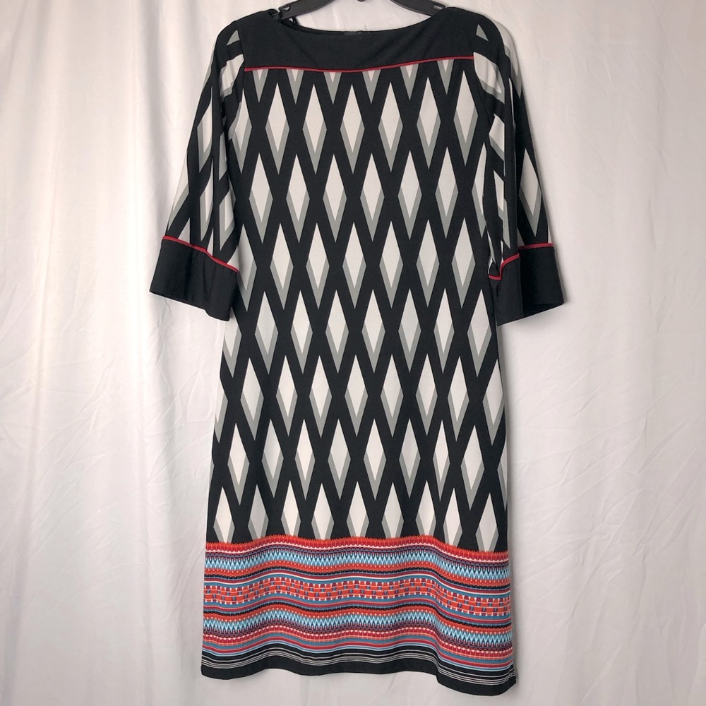 HAANI Tribal Dress Woman’s Small Knee length Shaped Pattern
